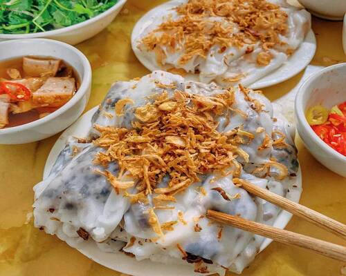 How to Enjoy Vietnamese Steamed Rice Rolls