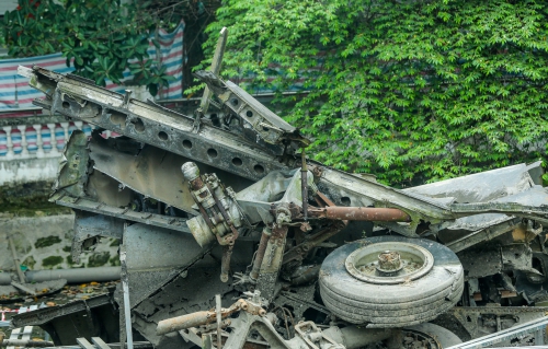 Huu Tiep Lake – A Historic Landmark with a B-52 Wreckage