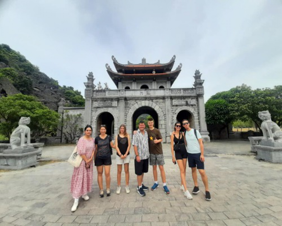 Hoa Lu - Tam Coc 01 Day trip